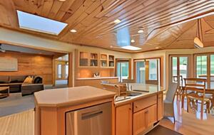 Catskills River View Retreat with Pool & Hot Tub - Hancock, New York