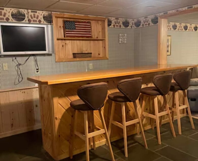 Catskills River View Retreat with Pool & Hot Tub - Hancock, New York