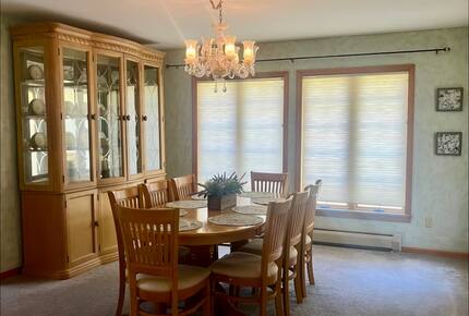 Catskills River View Retreat with Pool & Hot Tub - Hancock, New York