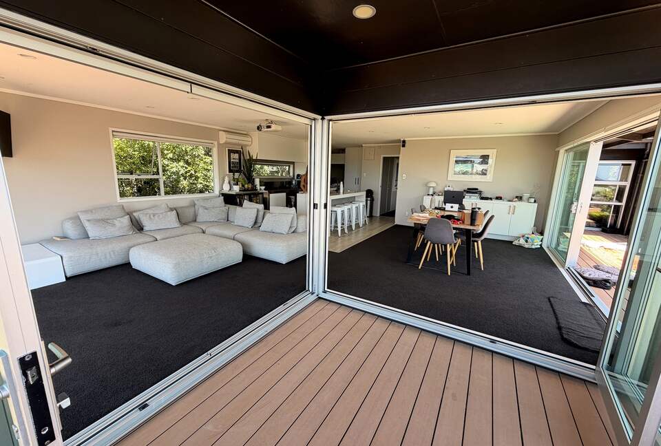 Omaha Beach House with Open-Air Living and Gulf Views - Omaha, New Zealand