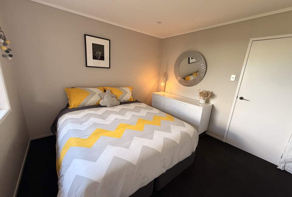 Omaha Beach House with Open-Air Living and Gulf Views - Omaha, New Zealand