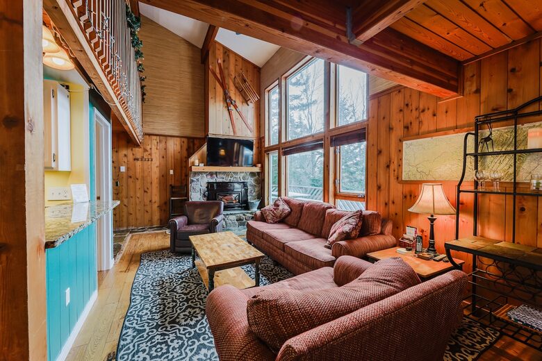 Snowshoe Mountain View Lodge - Snowshoe, West Virginia