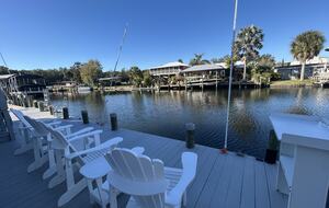 Old Florida Waterfront Escape - Homosassa, Florida