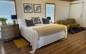 Old Florida Waterfront Escape - Homosassa, Florida