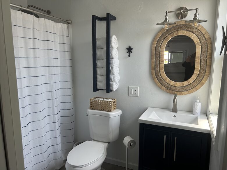 Old Florida Waterfront Escape - Homosassa, Florida