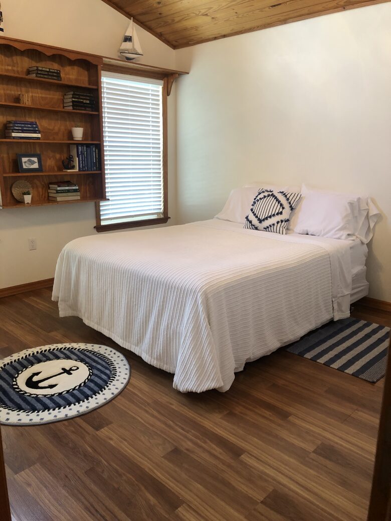 Old Florida Waterfront Escape - Homosassa, Florida