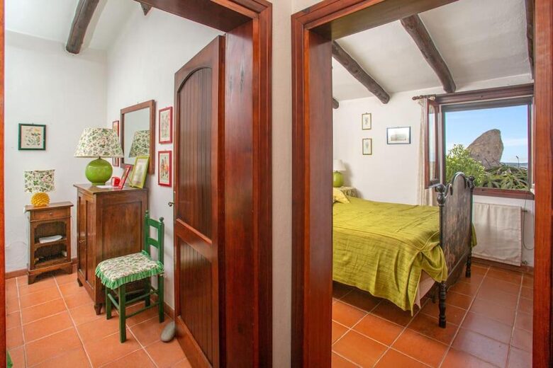 Villa Giuliana | A Private Hilltop Home in Gallura - Santa Teresa di Gallura, Italy