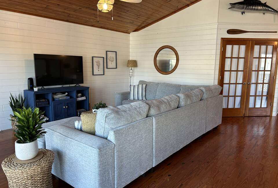 Old Florida Waterfront Escape - Homosassa, Florida