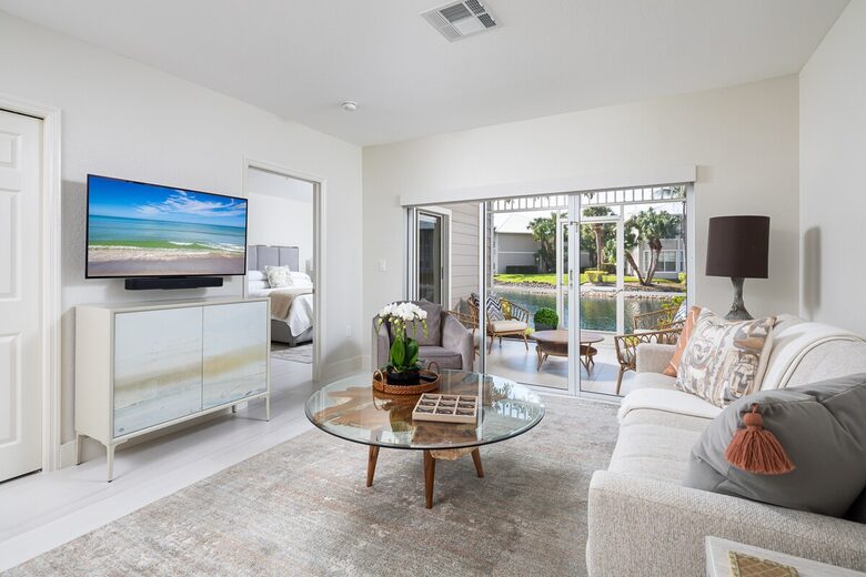 First-Floor Naples Golf Retreat - Naples, Florida