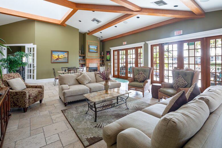 First-Floor Naples Golf Retreat - Naples, Florida