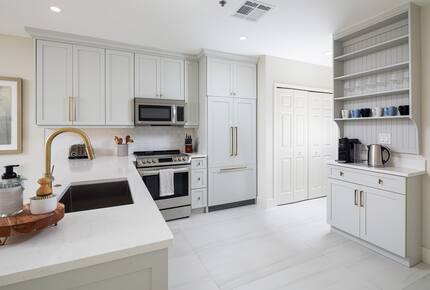 First-Floor Naples Golf Retreat - Naples, Florida