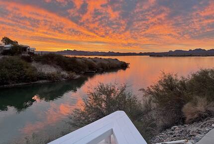 Lake Havasu Waterfront Tiny Home - Lake Havasu City, Arizona