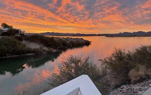Lake Havasu Waterfront Tiny Home - Lake Havasu City, Arizona