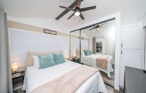 Lake Havasu Waterfront Tiny Home - Lake Havasu City, Arizona