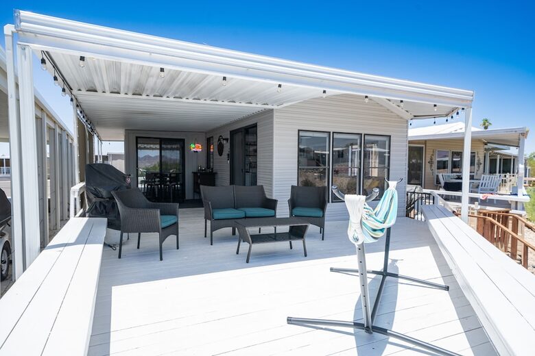 Lake Havasu Waterfront Tiny Home - Lake Havasu City, Arizona