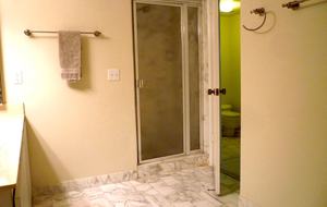 Miami Beach, Mid-Beach Large 2BR Beach Front on Collins Ave. - Comfortably Sleeps 4-6 - Miami Beach, Florida