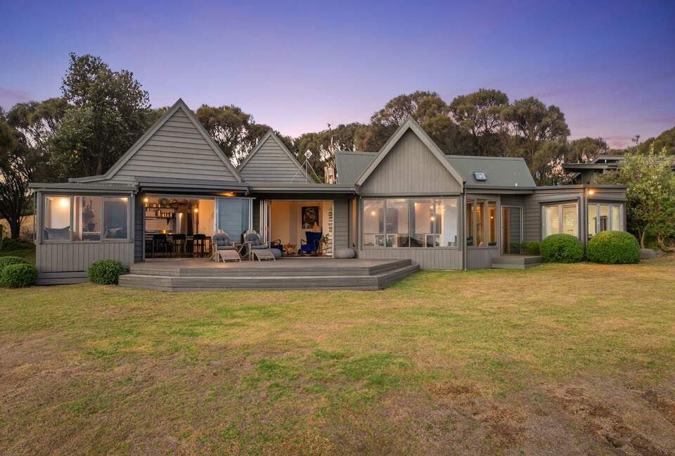 A Coastal Retreat with Panoramic Ocean Views in Kilcunda - Kilcunda, Australia