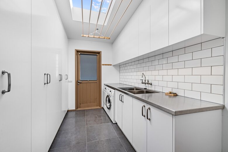 A Coastal Retreat with Panoramic Ocean Views in Kilcunda - Kilcunda, Australia