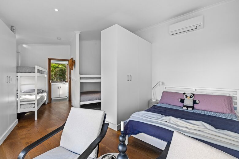 A Coastal Retreat with Panoramic Ocean Views in Kilcunda - Kilcunda, Australia