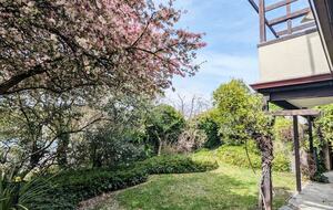 Elevated Family Home with Lake and Mountain Views in Wānaka - Wānaka, New Zealand