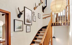 Elevated Family Home with Lake and Mountain Views in Wānaka - Wānaka, New Zealand