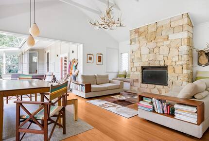 Secluded National Park Beach House - Great Mackerel Beach, Australia