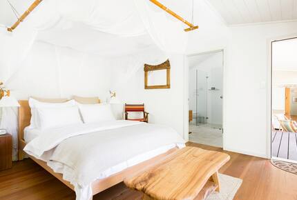 Secluded National Park Beach House - Great Mackerel Beach, Australia