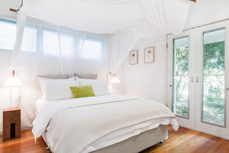 Secluded National Park Beach House - Great Mackerel Beach, Australia