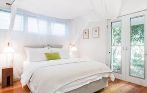 Secluded National Park Beach House - Great Mackerel Beach, Australia