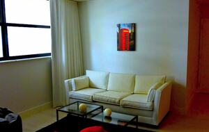 Miami Beach, Mid-Beach Large 2BR Beach Front on Collins Ave. - Comfortably Sleeps 4-6 - Miami Beach, Florida