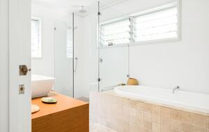 Secluded National Park Beach House - Great Mackerel Beach, Australia