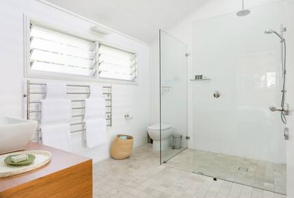 Secluded National Park Beach House - Great Mackerel Beach, Australia