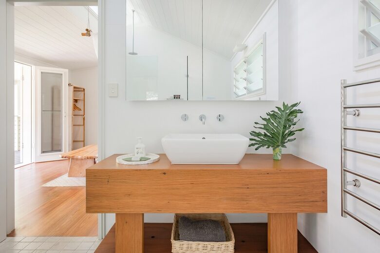 Secluded National Park Beach House - Great Mackerel Beach, Australia