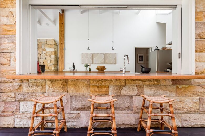 Secluded National Park Beach House - Great Mackerel Beach, Australia