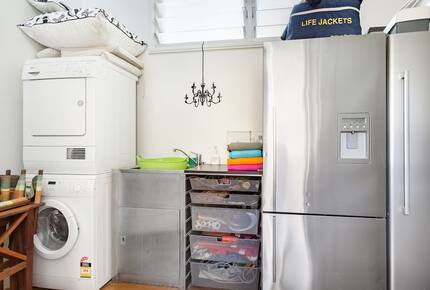 Secluded National Park Beach House - Great Mackerel Beach, Australia