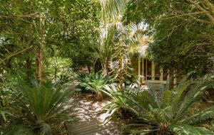 Secluded National Park Beach House - Great Mackerel Beach, Australia