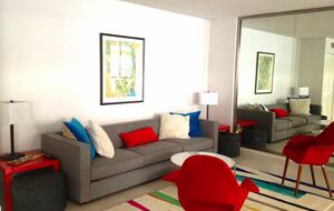 Miami Beach, Mid-Beach Large 2BR Beach Front on Collins Ave. - Comfortably Sleeps 4-6 - Miami Beach, Florida