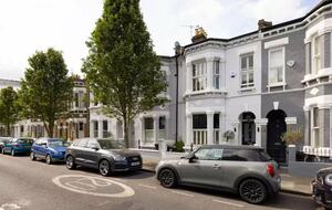 A Refined Fulham Townhouse with Private Garden - London, United Kingdom