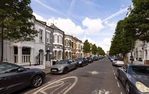 A Refined Fulham Townhouse with Private Garden - London, United Kingdom
