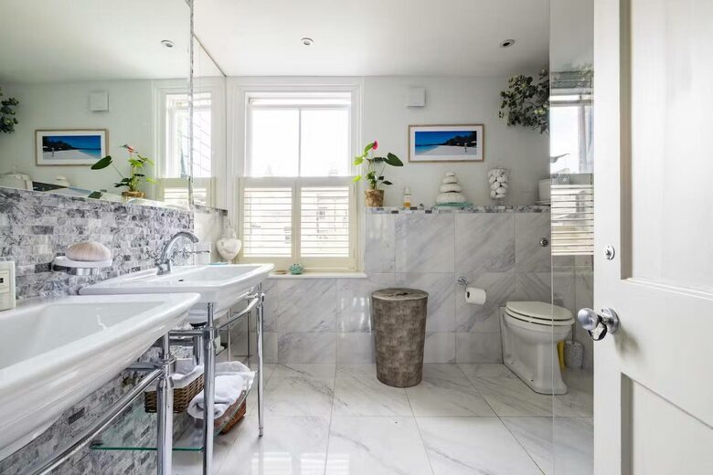 A Refined Fulham Townhouse with Private Garden - London, United Kingdom