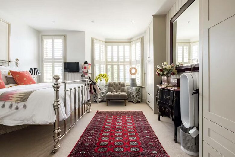 A Refined Fulham Townhouse with Private Garden - London, United Kingdom