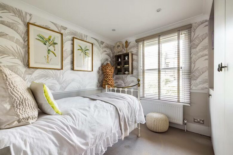 A Refined Fulham Townhouse with Private Garden - London, United Kingdom