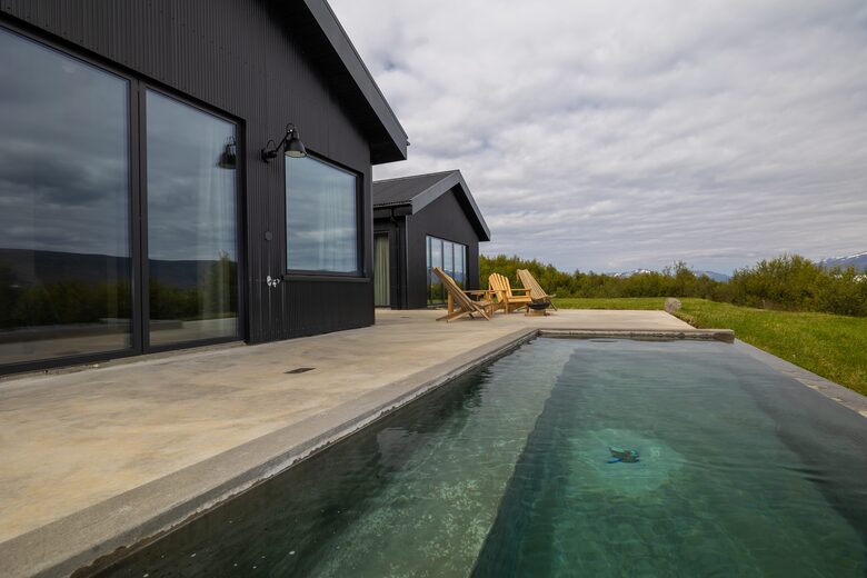 A Sophisticated Coastal Sanctuary with Panoramic Sea Vistas - Akureyri, Iceland