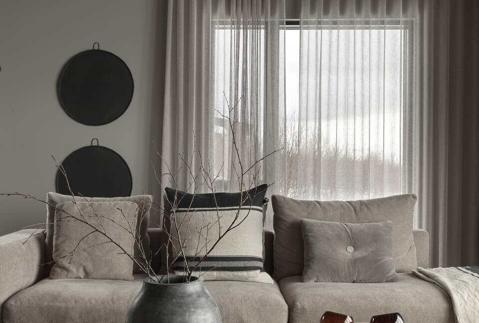 A Sophisticated Coastal Sanctuary with Panoramic Sea Vistas - Akureyri, Iceland