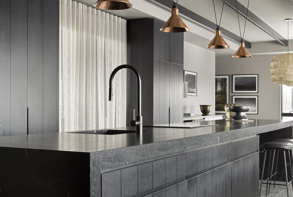 A Sophisticated Coastal Sanctuary with Panoramic Sea Vistas - Akureyri, Iceland