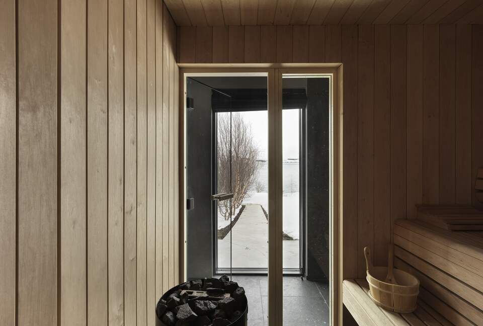 A Sophisticated Coastal Sanctuary with Panoramic Sea Vistas - Akureyri, Iceland