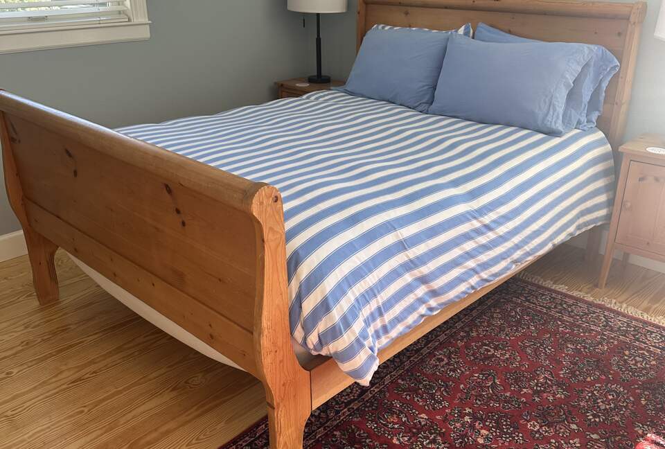 Bedroom 2 with bathroom