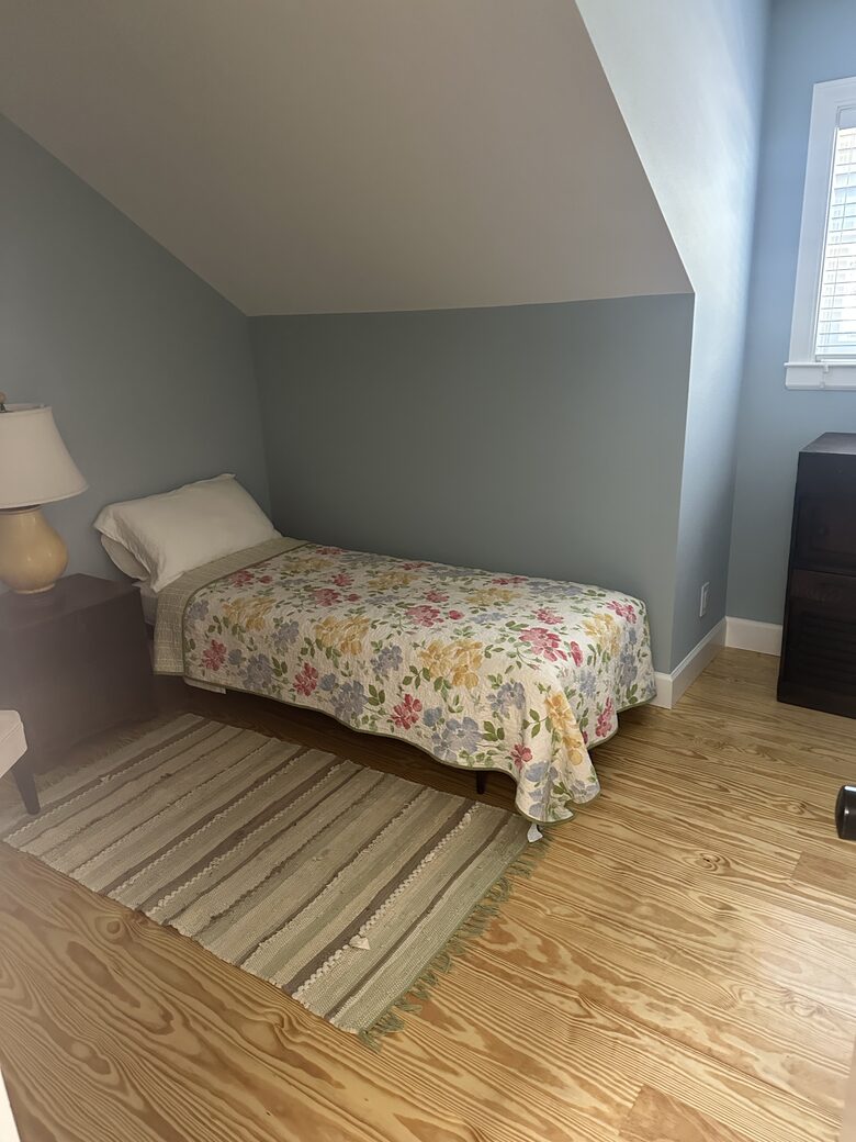 Bedroom 4 with shared bath