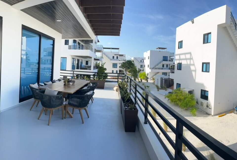 Sea View Residence at Blu Zen Belize Luxury Beach Resort | North Caye Caulker - Caye Caulker, Belize