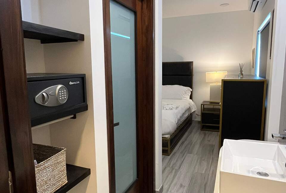 Sea View Residence at Blu Zen Belize Luxury Beach Resort | North Caye Caulker - Caye Caulker, Belize